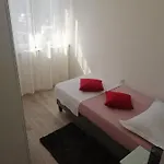 4 Split