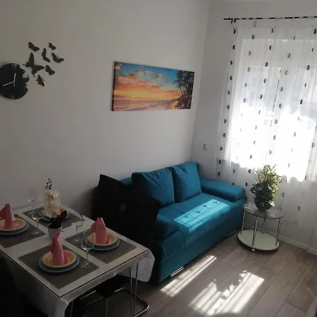 4 Apartment